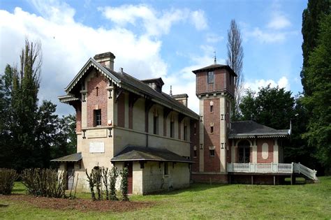  Le Pavillon de l'Impératrice: Un joyau architectural aux histoires fascinantes!